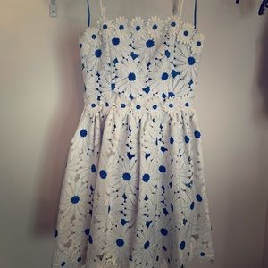 Alice and Olivia Size 2 mini dress